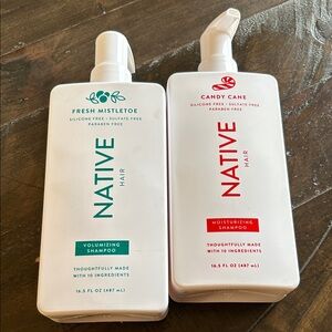 Native holiday scented shampoo